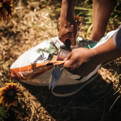 Fiskars Hori Hori Resin Hand Weeder Black 6 Fiskars Hori Hori Resin Hand Weeder Black - Image 4