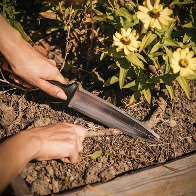 Fiskars Hori Hori Resin Hand Weeder Black 8 Fiskars Hori Hori Resin Hand Weeder Black - Image 6